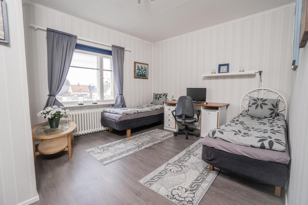 Appartamento Iso Ja Viihtyisae Asunto Pietarsaaressa Jakobstad Esterno foto