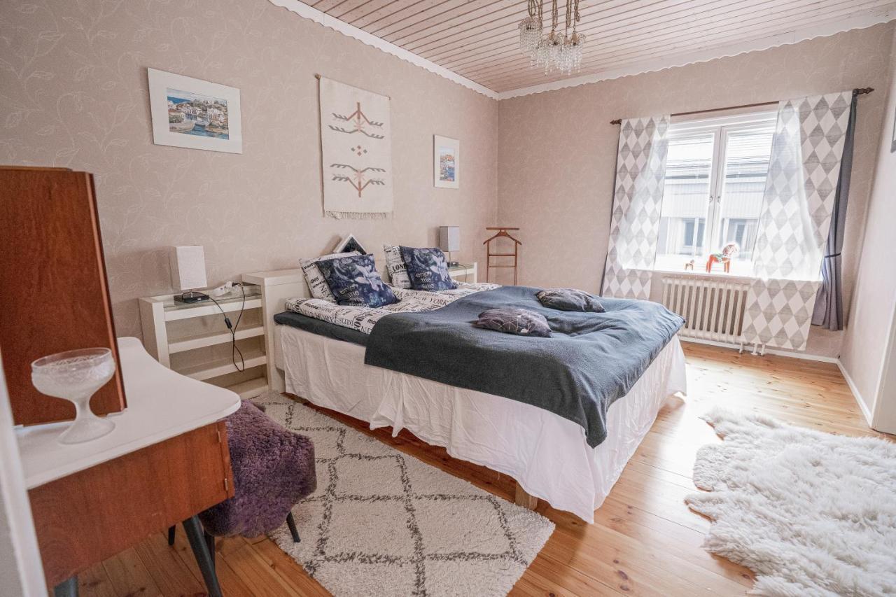 Appartamento Iso Ja Viihtyisae Asunto Pietarsaaressa Jakobstad Esterno foto